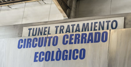 Tunel cabina aplicació pintura en pols